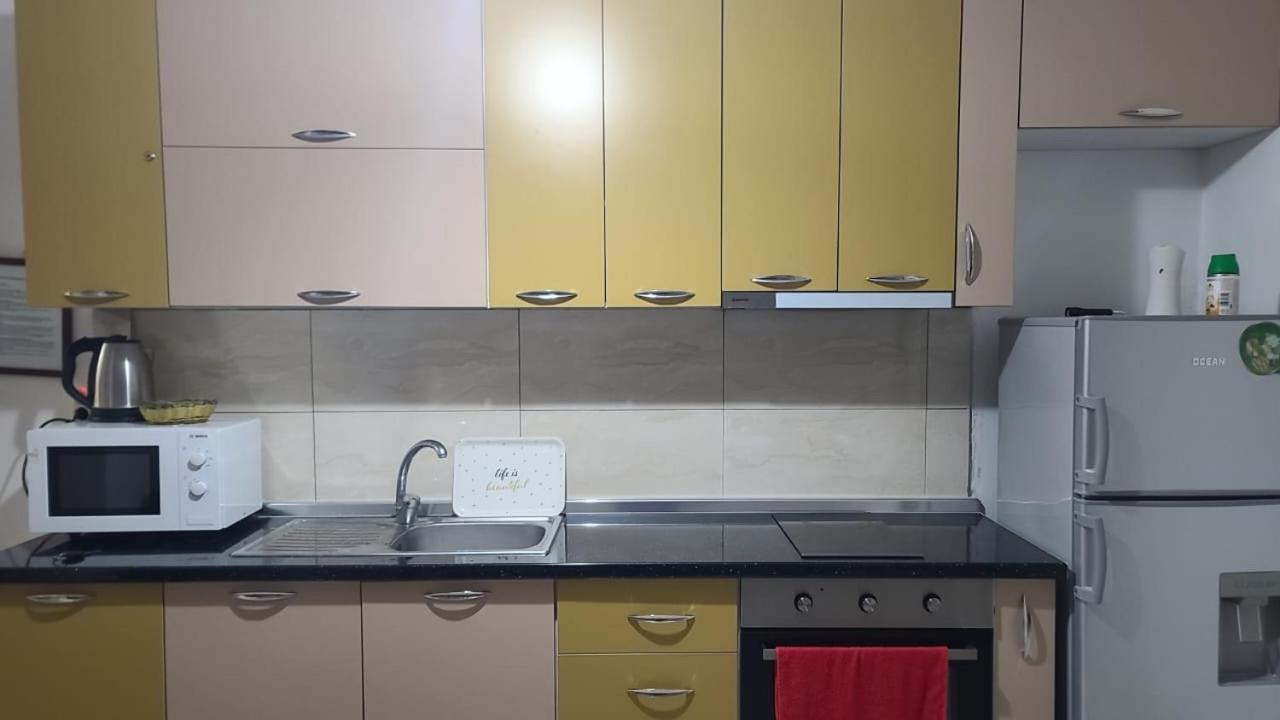 Sea View Studio Durrës Eksteriør billede